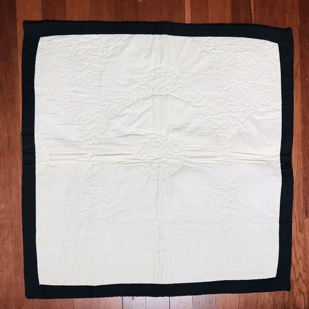 Handmade Amish Dancing Fans Lap Quilt Hand Pieced, Machine Quilted Bright 27x27